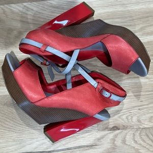 Maria Sharapova by Cole Haan} Arlington Wedges size 9 NWOT